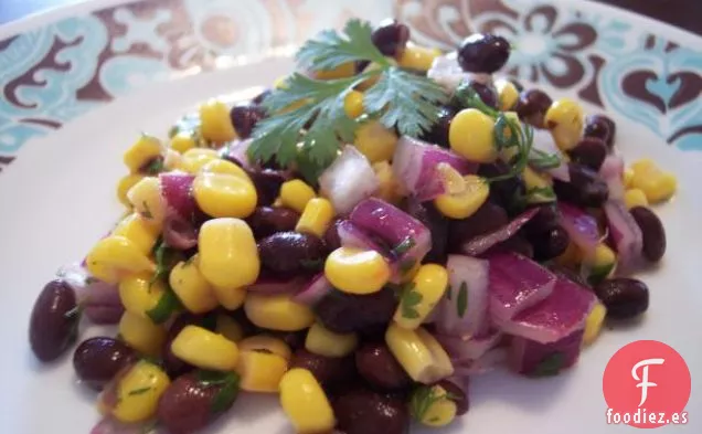 Ensalada De Frijoles Negros Y Maíz Muy Baja En Grasa