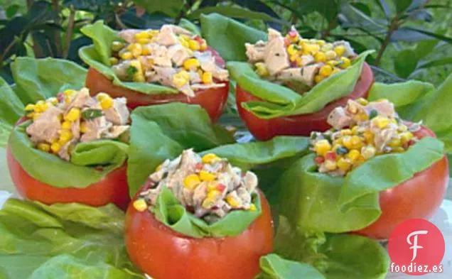 Tomates rellenos de Ensalada de Pollo