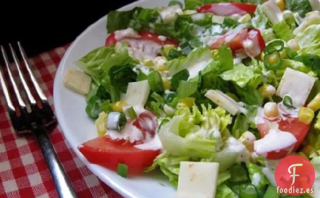 Ensalada Picada Con Aderezo De Suero De Mantequilla Picante