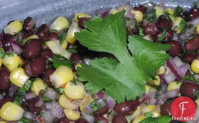 Ensalada de Maíz Dulce y Frijoles Negros
