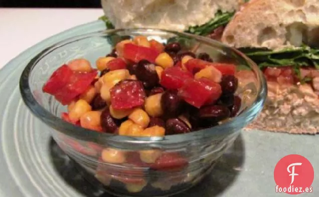 Ensalada de Frijoles Negros y Maíz de Rachael Ray