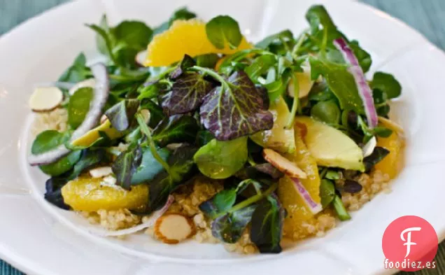 Ensalada de Quinua con Berros, Naranjas, Aguacate y Almendras, con Vinagreta de Cítricos