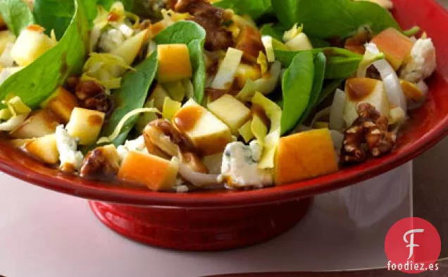 Ensalada de Manzana Picada con Vinagreta de Granada