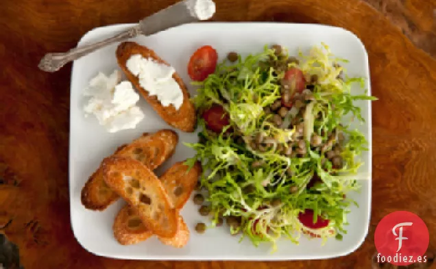Ensalada de Lentejas con Queso de Cabra Receta de Crostini