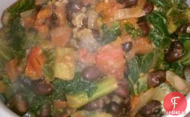 Linguini con Salchicha y Col Rizada