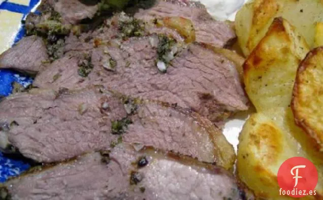 Pierna de Cordero a la Parrilla con Mantequilla, Limón, Hierbas y Ajo