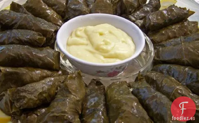 Hojas De Parra Rellenas (Con Carne)