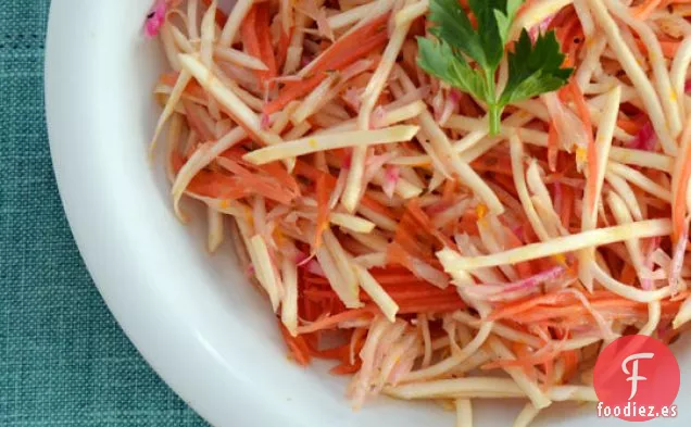 Ensalada De Verduras De Raíz Con Aderezo De Naranja y comino