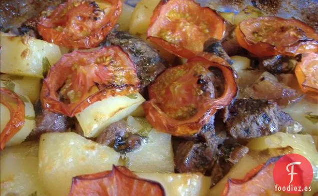 Tave (Cordero al Horno Chipriota y Patatas Con Comino y Tomates)