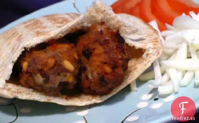 Kofte en Bolsillos de Pita