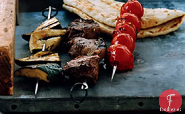 Kebabs de Cordero, Tomate y Calabacín con Hierbas