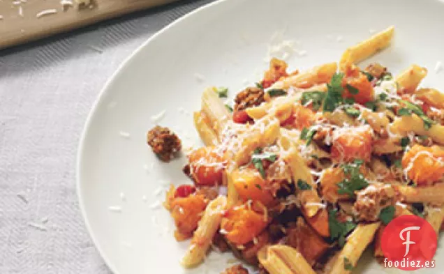 Pasta de Varios Granos con Calabaza, Cordero Molido y Kasseri