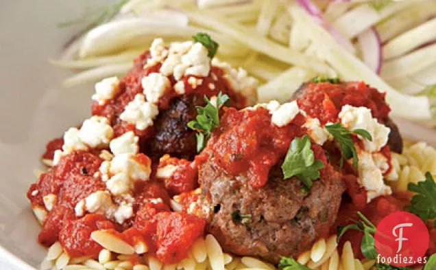 Pasta Griega con Albóndigas