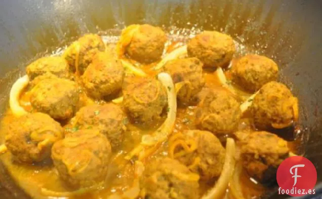 Tagine de Albóndigas Con Hierbas y Limón