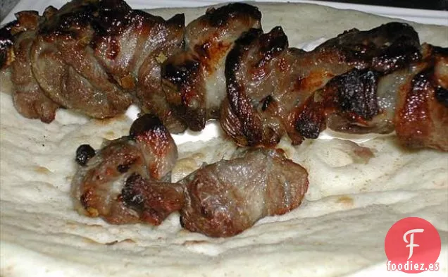 Brochetas de Cordero de Kiwi a la Barbacoa