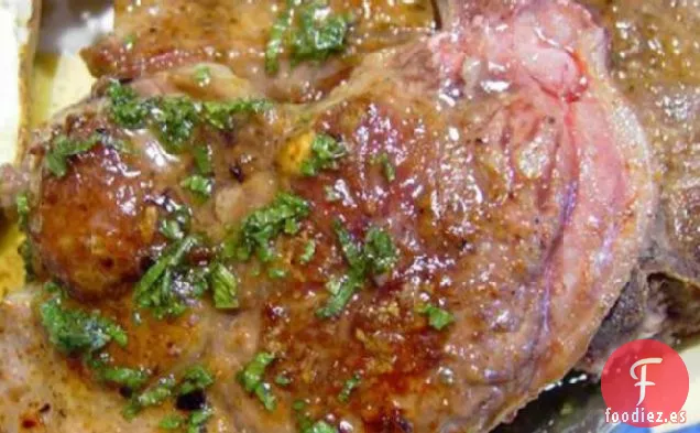 Chuletas De Cordero Con Salsa De Menta Jalapeño