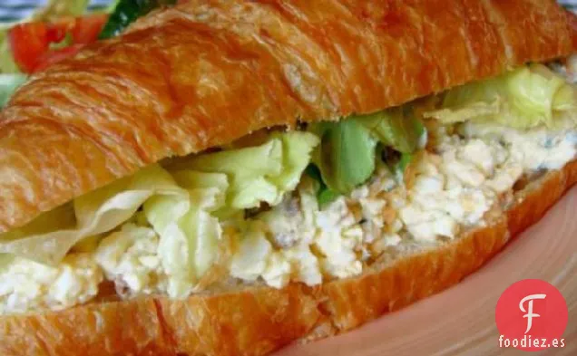 Sándwiches de Ensalada de Huevo y Tocino