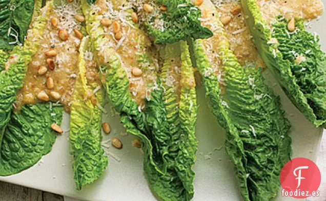 Lanzas de Ensalada de Piñones