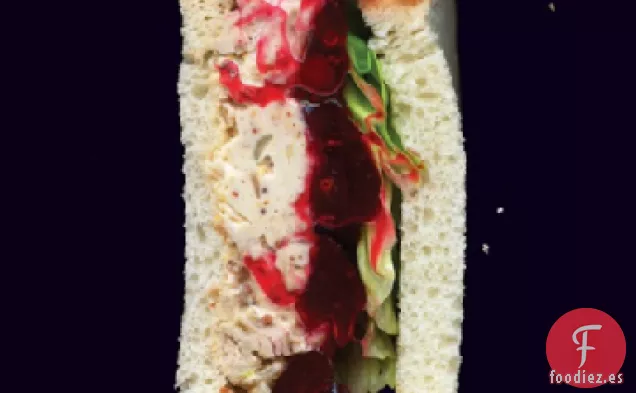 Sándwich de Ensalada de Pavo