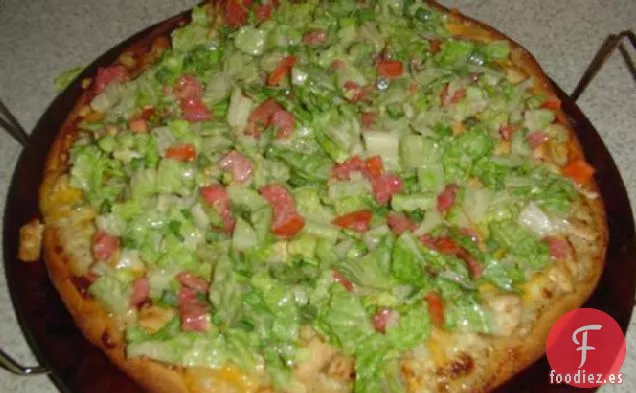 Pizza de Ensalada César de Pollo