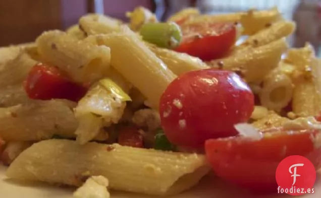 Ensalada de Pasta de Limón Con Tomates y Queso Feta