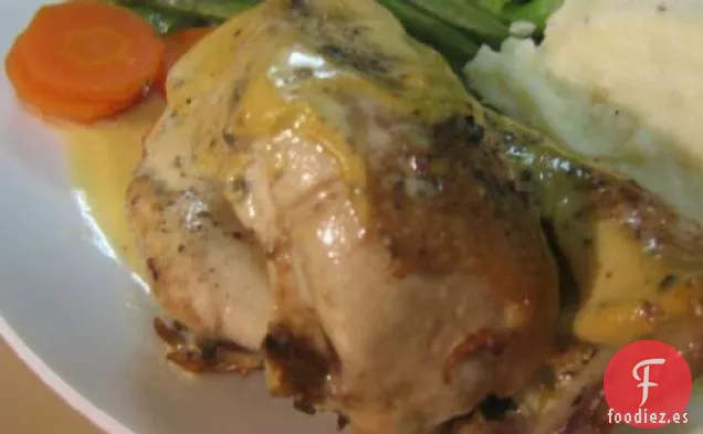 Dijon de Pollo