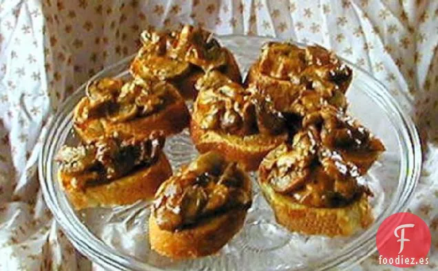 Champiñones Rellenos sobre Chapata Tostada