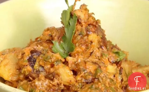 Ensalada de Papas Doradas Yukon a la Parrilla con Mayonesa de Pimentón Ahumado con Pimiento Rojo