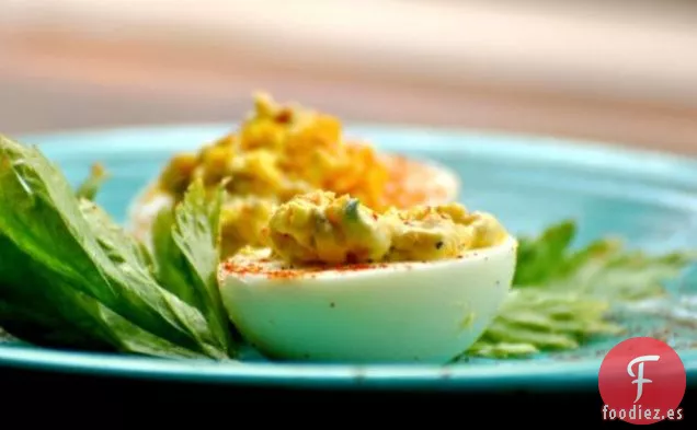 Huevos Rellenos Fáciles